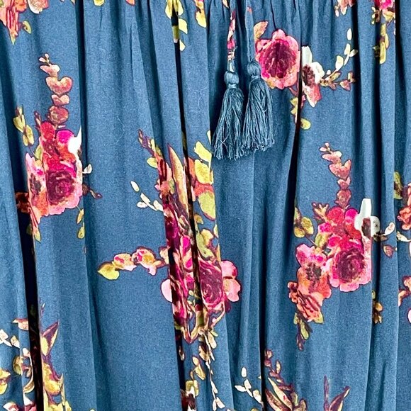 Terra & Sky Flutter Sleeve Blue Floral Blouse Sz 14W Smocked Neck Dark Romantic - Picture 7 of 15